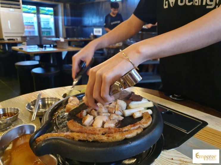푸미흥 7군 맛집 곱창고! 호치민에 생긴 곱창고. 곱창은 요리다. 호치민 곱창집 소개 호치민 자유 여행 호치민 가볼만한 곳 푸미흥 7군 맛집 곱창고! 호치민에 생긴 곱창고. 곱창은 요리다. 호치민 곱창집 소개 호치민 자유 여행 호치민 가볼만한 곳
