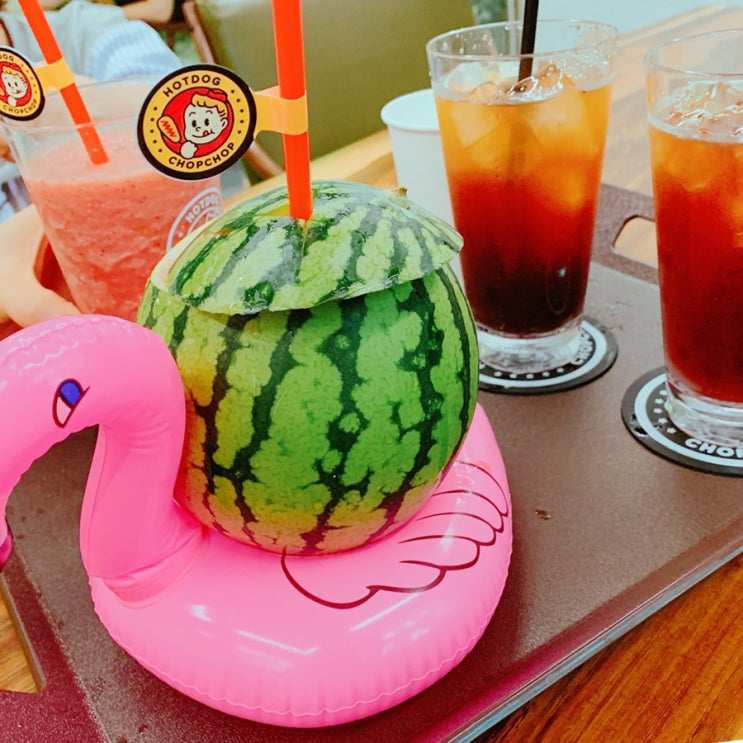  강남역 수박주스맛집 핫도그찹찹 굿~~