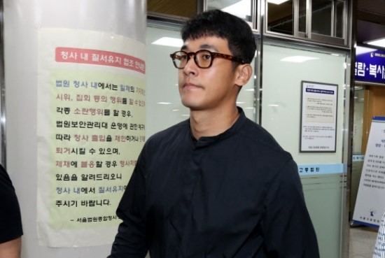 해외여행 중 필로폰 투약한 정석원 집행유예 해외여행 중 필로폰 투약한 정석원 집행유예