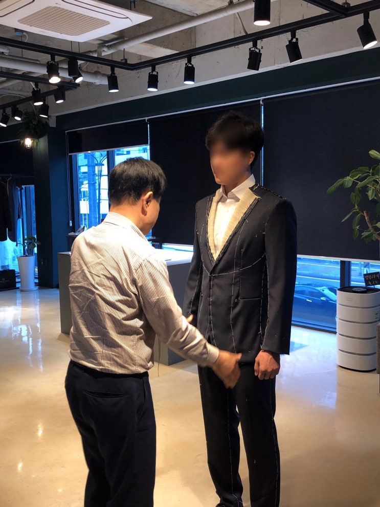  윤*욱 고객님 예복 가봉 후기