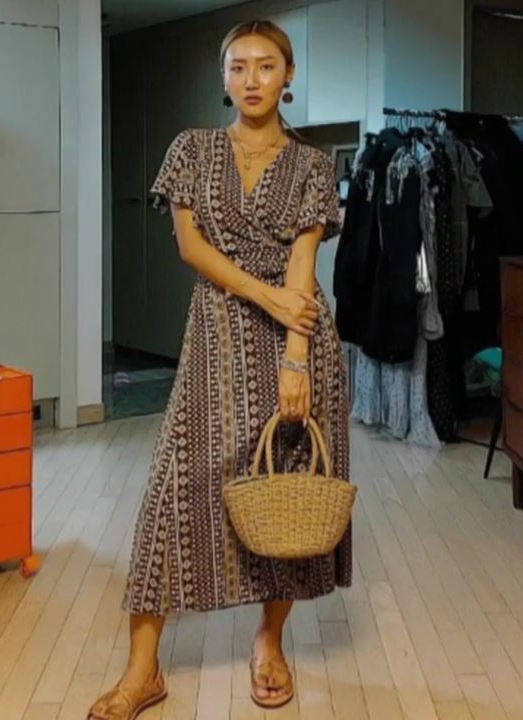  화사 공항패션 vs 화사 나혼자산다 패션(한혜연)
