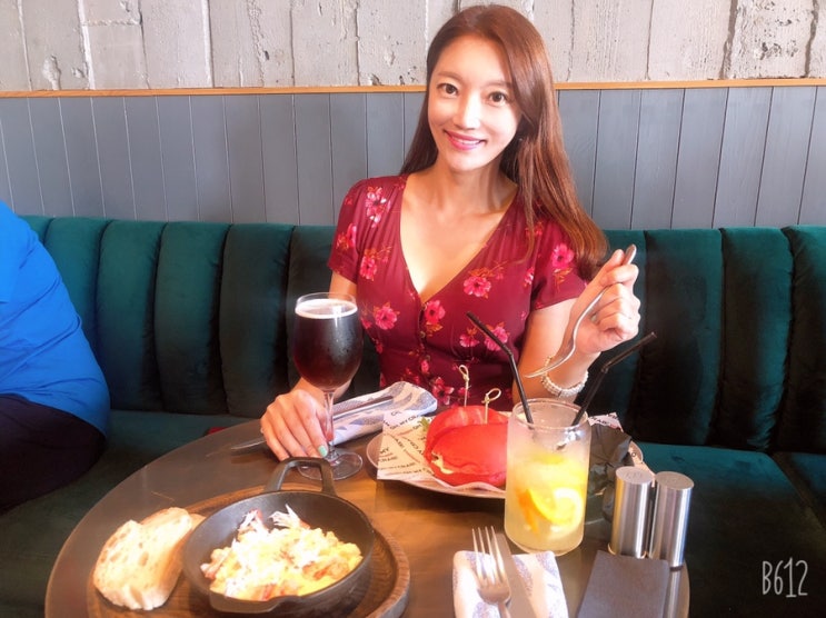  블라디보스톡 맛집 오마이크랩 크랩버거 엄지척!
