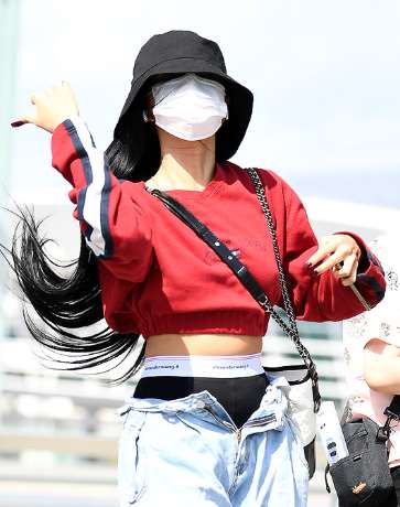  화사 공항패션 바지 히프 슬렁룩