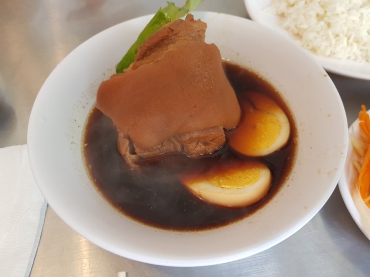  1071. [한남동 맛집] 카오카무, 녹는 족발