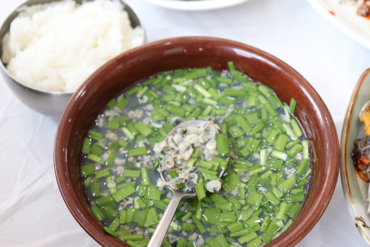  하동여행 중에 발견한 섬진강맛집, 섬진강뚝배기재첩식당 !!
