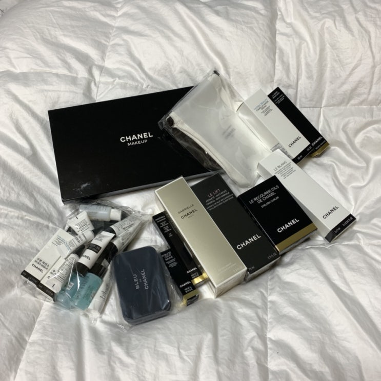  [beauty] 샤넬, 샤넬화장품, 샤넬 마스카라, 샤넬 립밤, 샤넬 수분광채 프라이머, 샤넬 뷰러, 샤넬 마스크, 샤넬 스팟 코렉터, 샤넬 가브리엘 데오드란트 리뷰!