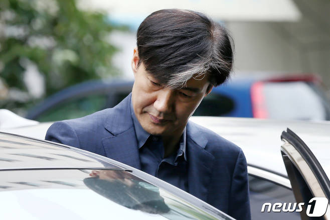  장준하 아들, 조국 딸에게 "아픔의 시간 자랑스럽게 새겼으면"