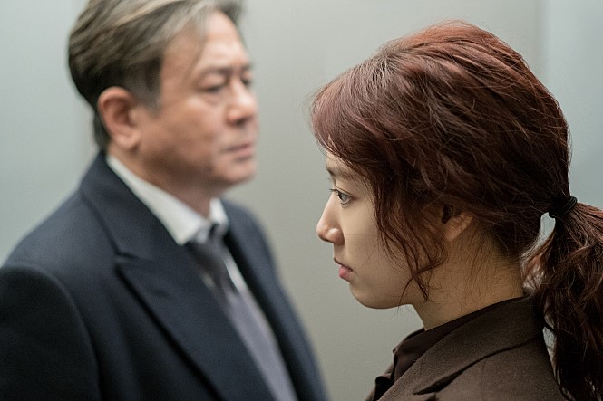  침묵 대배우 최민식 노련하면서도 선굵은 연기로 점철된 법정스릴러쟝르