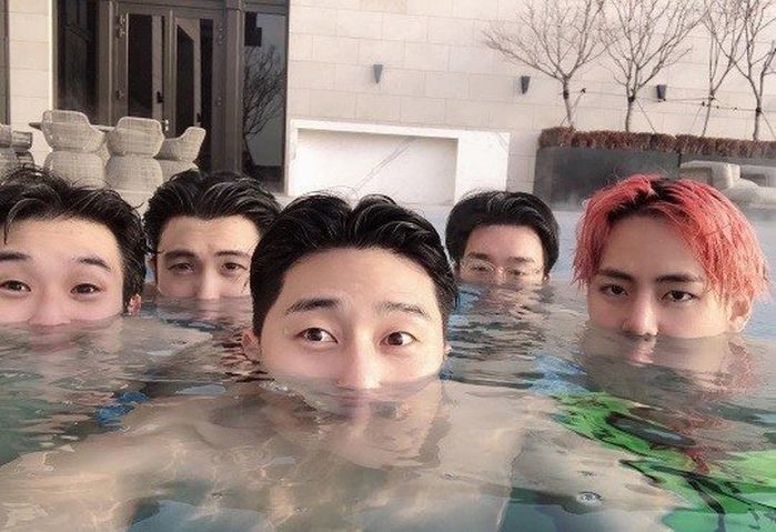  [방탄소년단 뷔] 픽보이, 뷔-박서준-최우식 응원 받았다... “가자 성환씨”