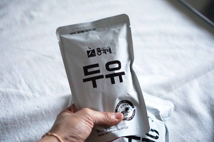  총각네두유 국내산 검은콩으로 만든 무첨가 두유로 건강한 맛!