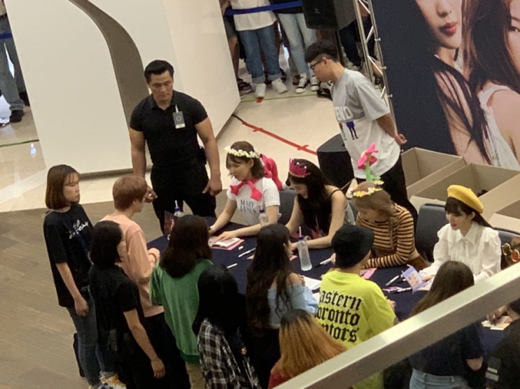 레드벨벳 팬 사인회 190901 19시 코엑스 라이브 플라자