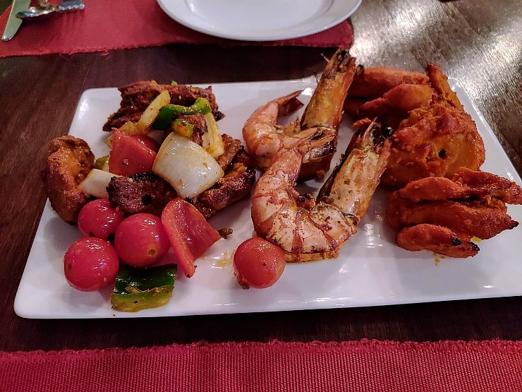  [강남,서초동,강남역/강가 강남점] 비가 몹시 오던 어느 날, 인도커리와 세트 메뉴를 먹었습니다.