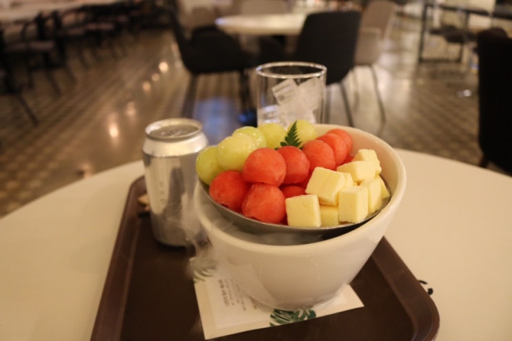 광주 유스퀘어 카페 :: 광천동 카페 업타운홀릭