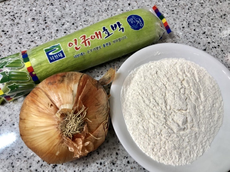  캠핑클럽 애호박전 초간단 레시피