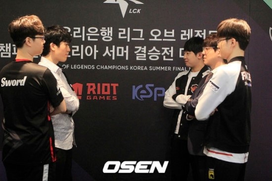 '도장깨기냐 극복이냐'....LCK 코칭스태프, 결승전 SKT 6-2 우세 예측