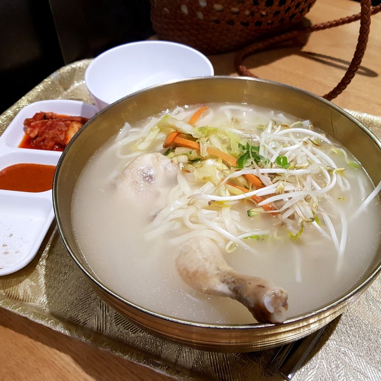  송현아맛집 파주닭국수 아기가 잘 먹는 닭반마리칼국수