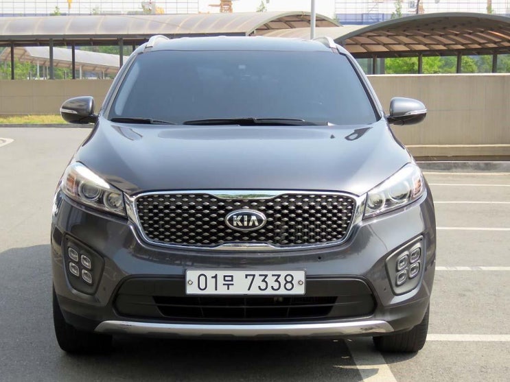 기아 올뉴쏘렌토 4WD 2.0 노블레스 / 2016년식 / 61,487km / 오토 / 디젤 / 995392906 기아 올뉴쏘렌토 4WD 2.0 노블레스 / 2016년식 / 61,487km / 오토 / 디젤 / 995392906