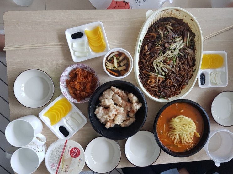 20190901 나바리의 하루살이 : 새로운 절친 20190901 나바리의 하루살이 : 새로운 절친