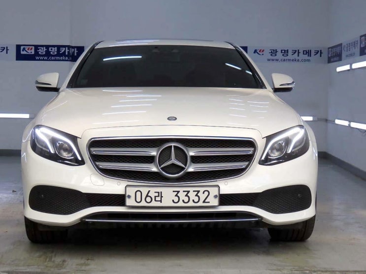  벤츠 E클래스 W213 E220D 4MATIC 아방가르드 / 2017년식 / 35,581km / 오토 / 디젤 / 224041564