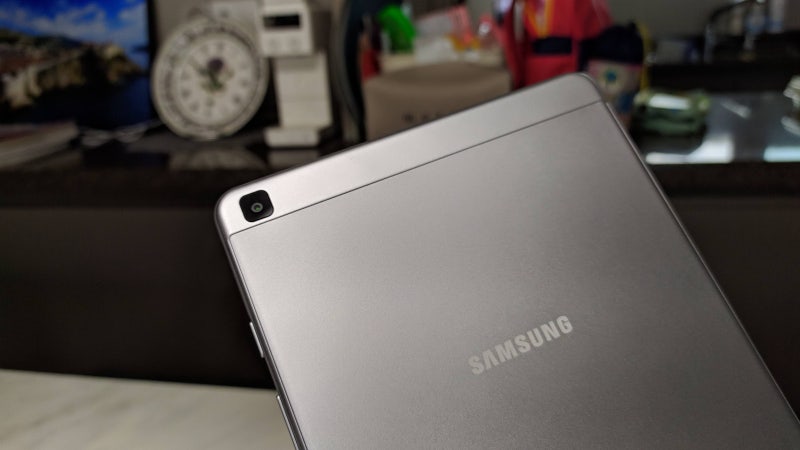 삼성 갤럭시 탭A 8.0 2019 LTE : 8인치 가족용 태블릿 도전장을 내밀다! (SM-T295)