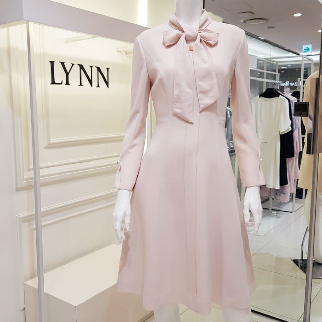  현대아울렛가산점 LYNN(린)에서 여자친구선물 구매하려고요.