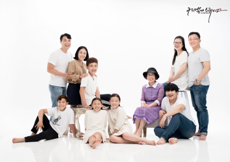  구리 엘가 스튜디오 웨딩 가족사진 멀리서 오셨네요.