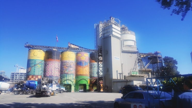  Granville Island