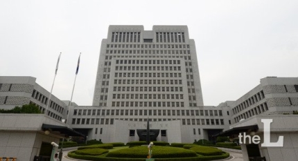  친딸 7년간 성폭행한 유명 당구선수 징역 17년형  