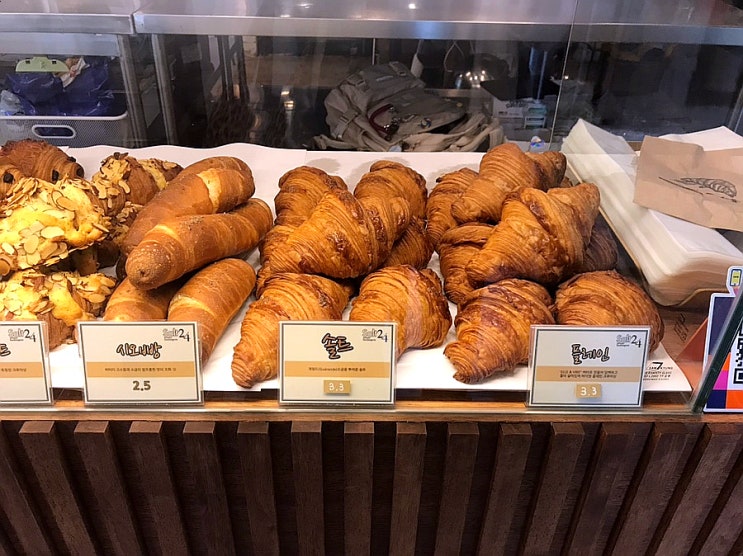  대학로 마로니에공원 고메버터 크로와상 맛집 솔트24