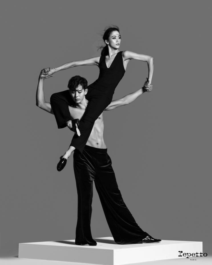  레페토(REPETTO), 국립발레단 무용수 신승원, 나대한과 함께한 마이클 출시 10주년 화보 공개