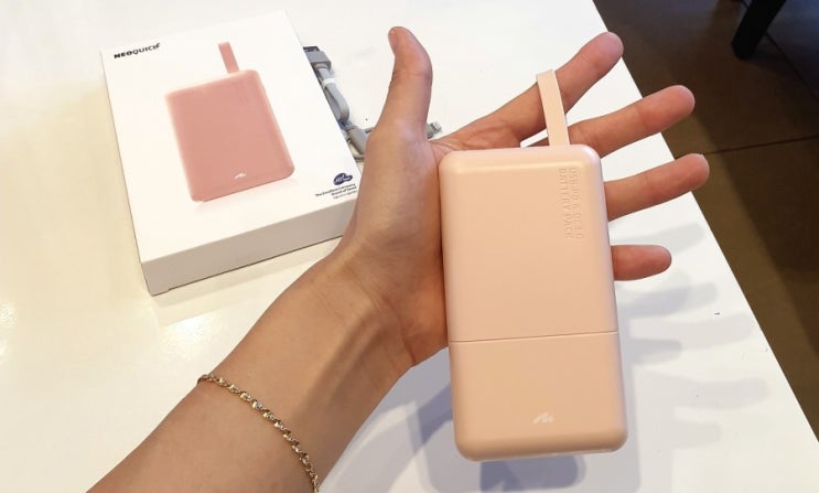 아트뮤 고속충전 보조배터리추천 BP110 10000mAh 아트뮤 고속충전 보조배터리추천 BP110 10000mAh