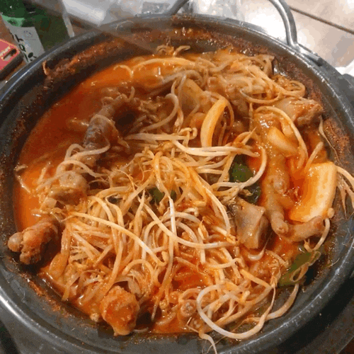  홍미닭발 이영자 닭발로 유명한 맛집! 국물 닭발 먹고 왔어요