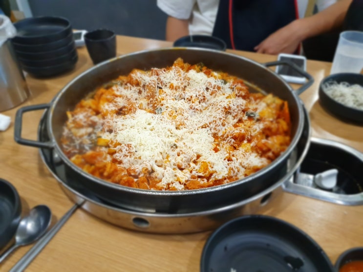 [닭갈비] 이도식당 - 호불호가 없는 맛 #신도림역맛집 #철판닭갈비