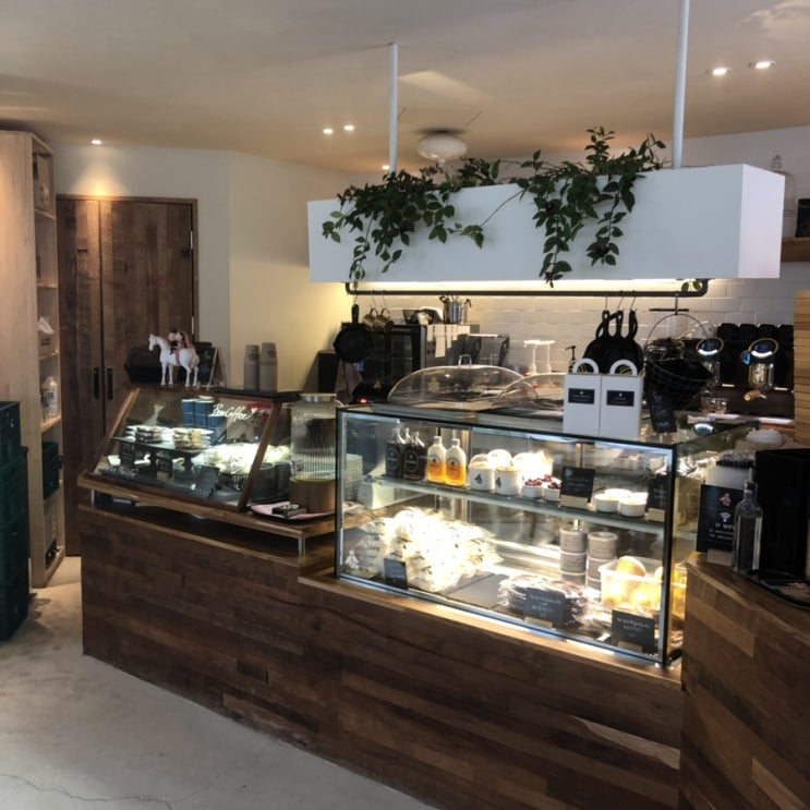 부산 해운대 카페 해리단길 비커피 BEE COFFEE
