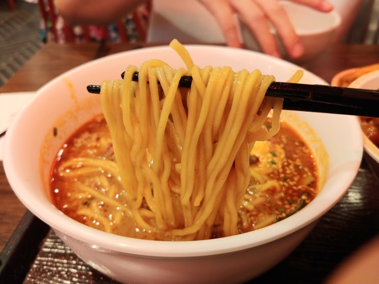  을지로입구 맛집 헨리식당 샤오짠 #탄탄면