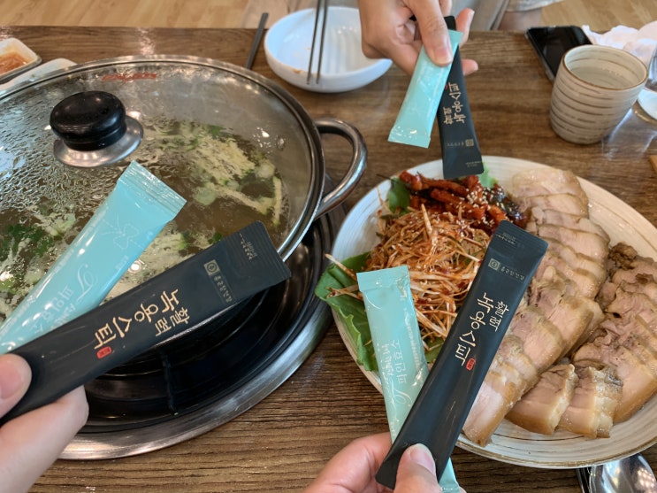  제가 챙겨먹는 것들 / 배송안내 (의류, 추석선물) / 종근당 녹용스틱 + 티파인효소
