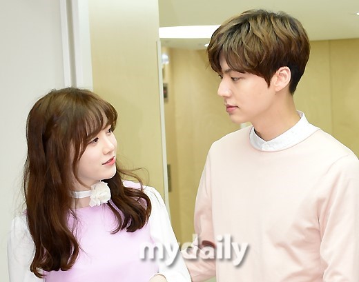 구혜선, 이혼갈등 안재현에 '인간이 되라' 일침 구혜선, 이혼갈등 안재현에 '인간이 되라' 일침