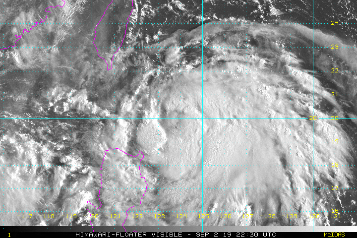 제 13호 태풍 링링(201913, 15W TS Lingling), 어제보다 발달한 채 타이완 남동쪽 해상에서 북상 중. 한반도 상륙 후 관통 가능성 증가.