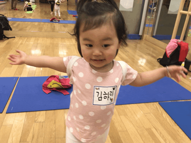  생후 715일 (어제랑바뀜)이마트 문화센터 일일특강 엉클짐 꿀벌들의 벚꽃엔딩