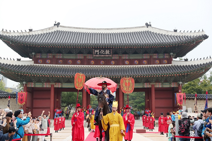  10월 축제 2019 정조대왕 능행차 퍼레이드