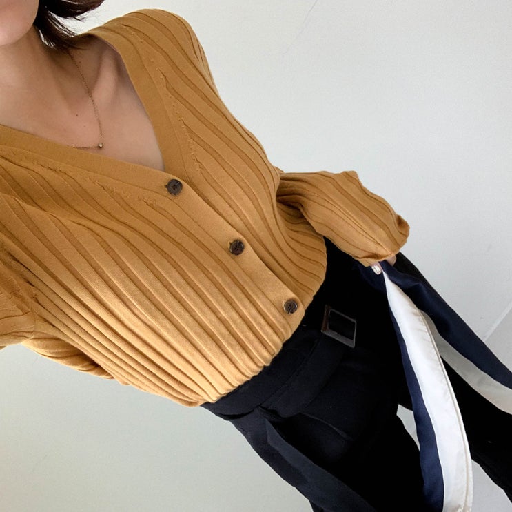  UMER )top / knit