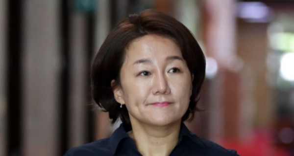  민주당 대변인 이재정, 조국 관련 질문하는 기자에 "기레기" "장난합니까" 막말