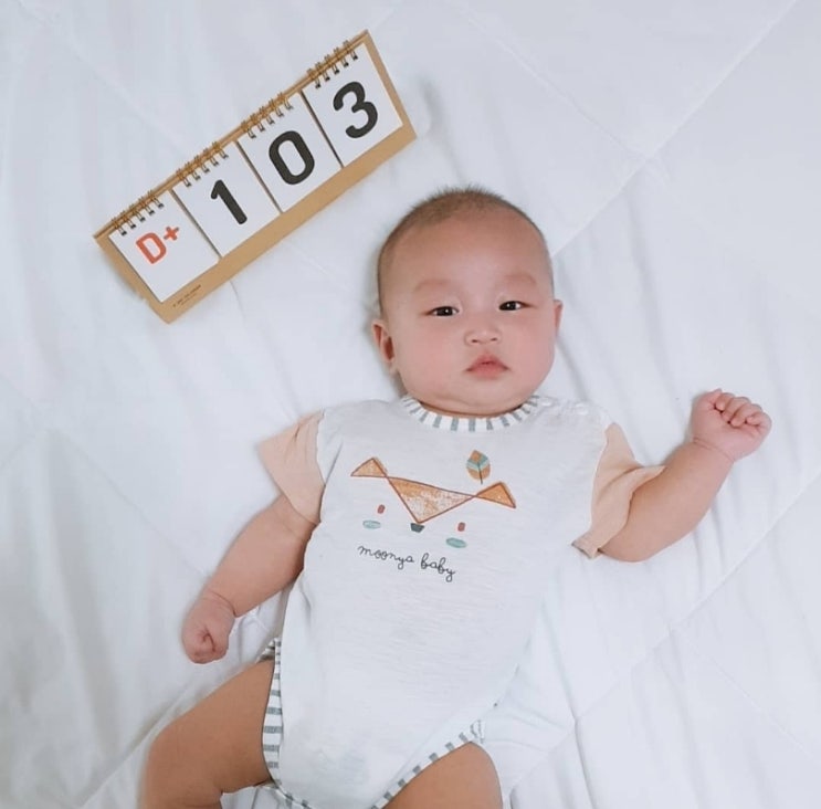 생후103일 3개월아기 김우진 성장일기