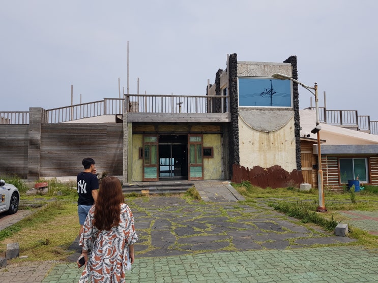  제주 함덕 바람벽에흰당나귀 카페