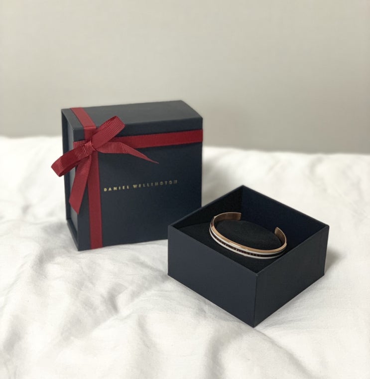  이성경팔찌 다니엘웰링턴 신상 SLIMBRACELET