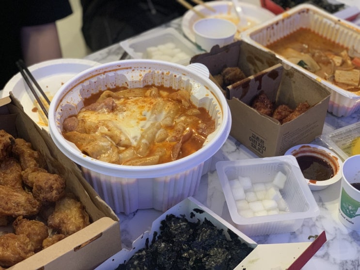  190822~ 을지로 클래직, 친구들과 연남동 에어비앤비