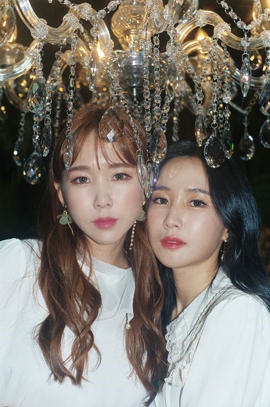초아·웨이 "배우·유튜버로 변신, 크레용팝 해체는 아냐" 초아·웨이 "배우·유튜버로 변신, 크레용팝 해체는 아냐"