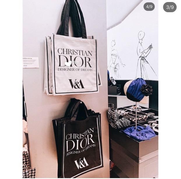 Christian dior v&a tote best sale