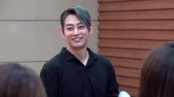  ‘전지적 참견 시점’ 테이-조찬형, 공연 전 식욕 폭발