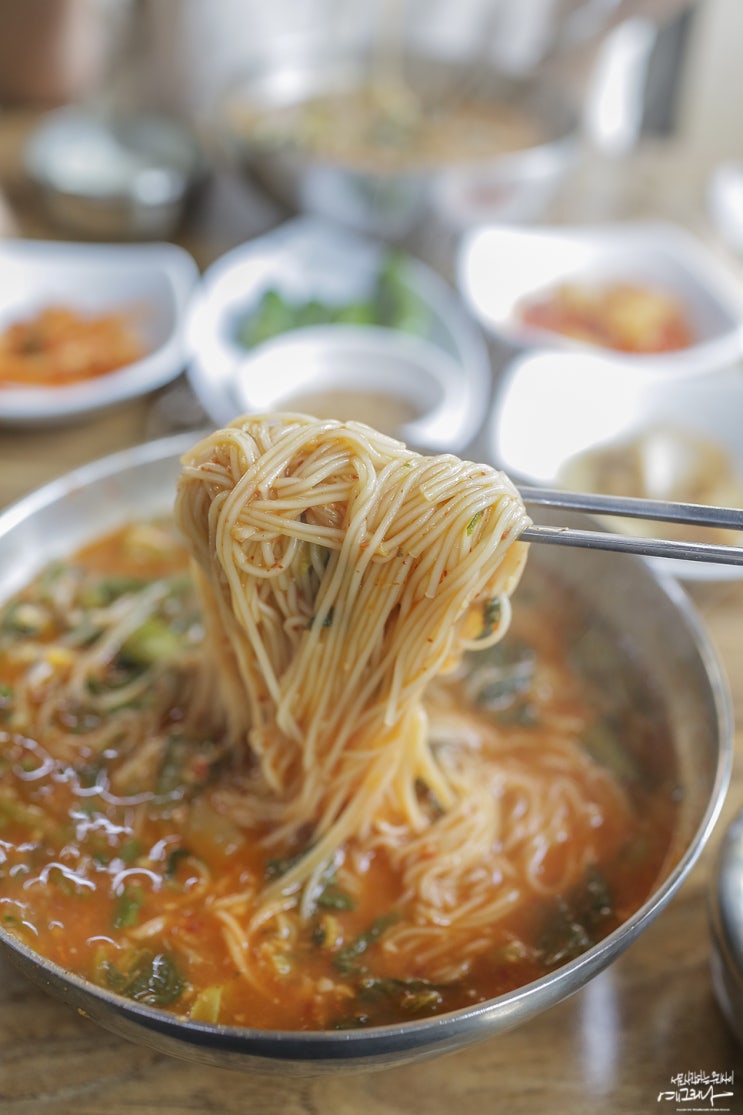  꽃마을에서 먹어본 어탕국수
